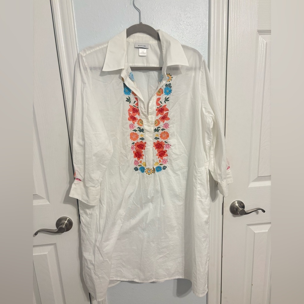 Natori White Embroidered Women’s Tunic Shirt Size Large